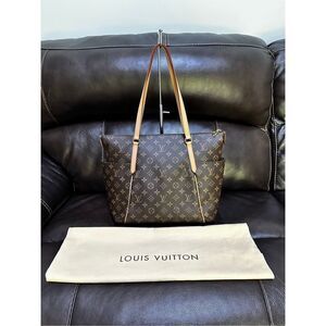 Louis Vuitton Totally MM Tote